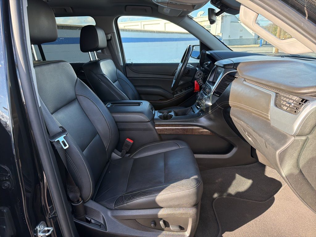 Thumbnail: 2020 Chevrolet Tahoe - 26