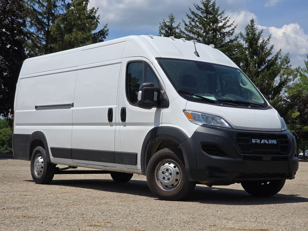 Used 2023 White Ram High Roof image 2