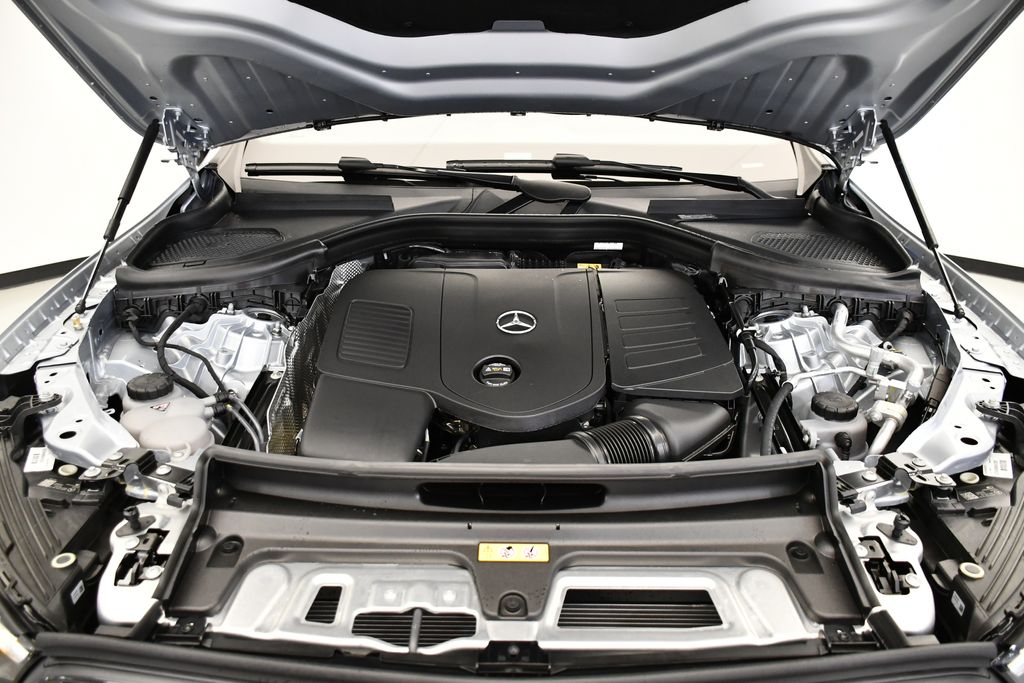 Thumbnail: 2026 Mercedes-Benz GLC - 11