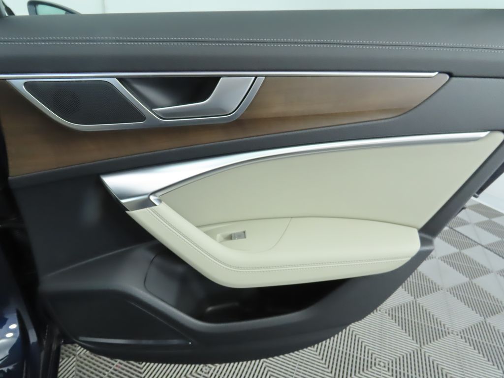 2025 Audi A6  29