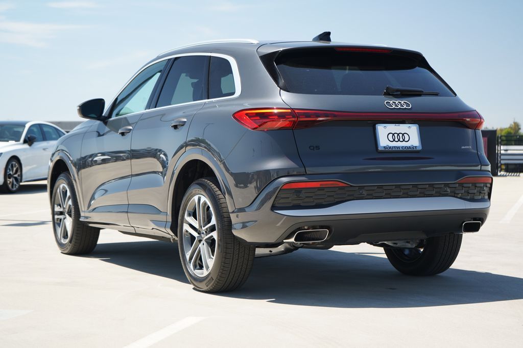 Thumbnail: 2026 Audi Q5 - 3