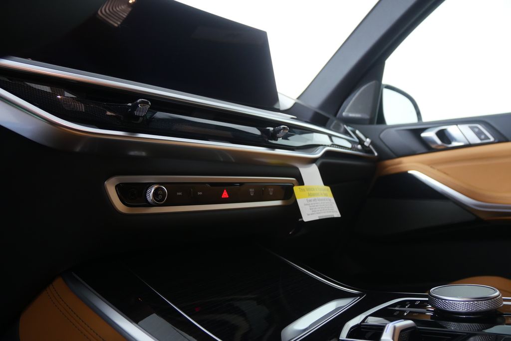 Thumbnail: 2026 BMW X5 - 19