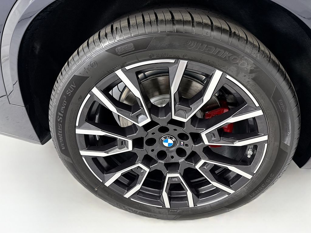 Thumbnail: 2026 BMW X5 - 32
