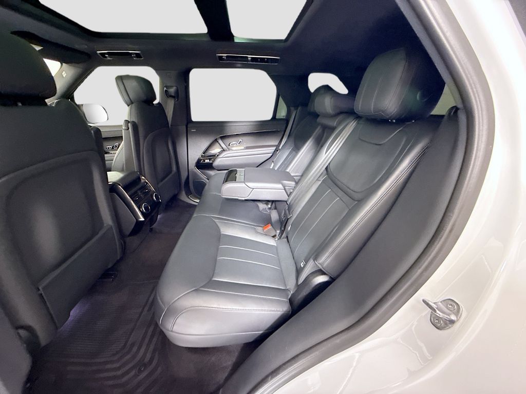 Thumbnail: 2023 Land Rover Range Rover Sport - 22