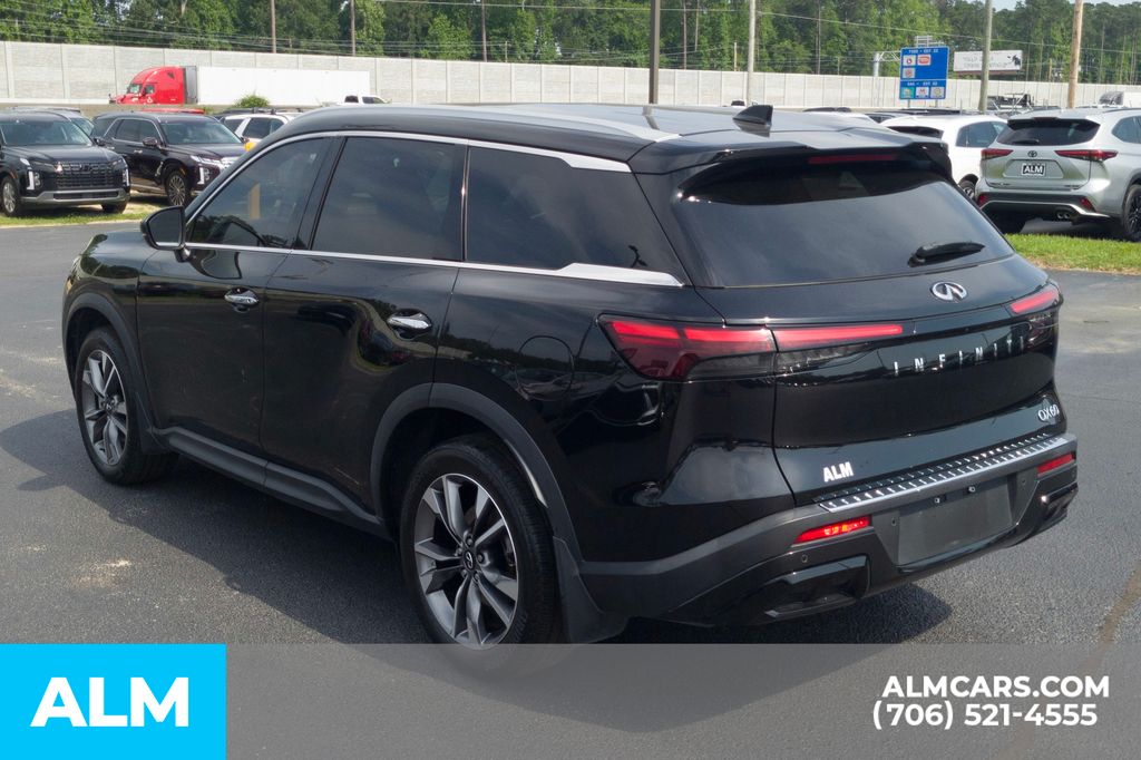 2023 Infiniti QX60 Luxe photo 7