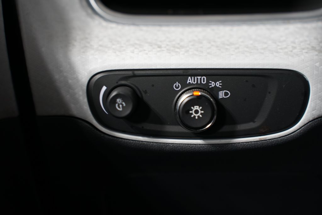 2019 Chevrolet Bolt EV Premier 22