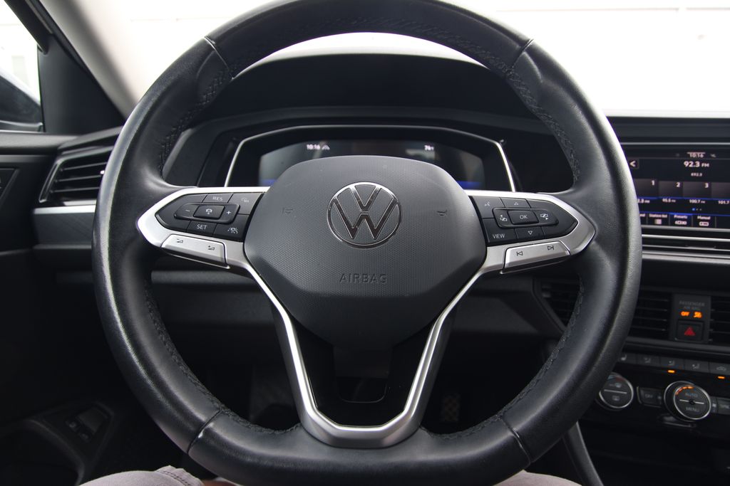 Used 2024 Volkswagen Jetta Sedan