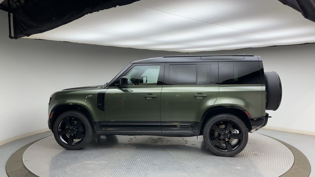Thumbnail: 2026 Land Rover Defender - 5