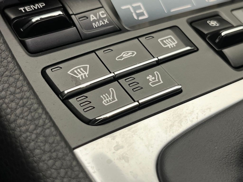2023 Porsche 718 Cayman  16
