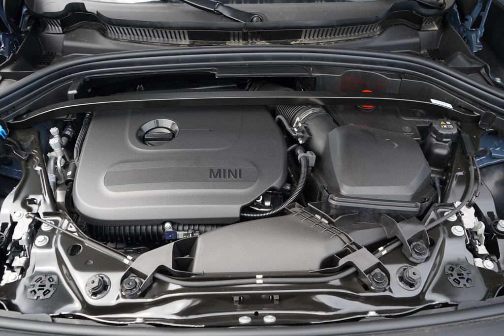 Thumbnail: 2027 MINI Cooper Countryman - 14