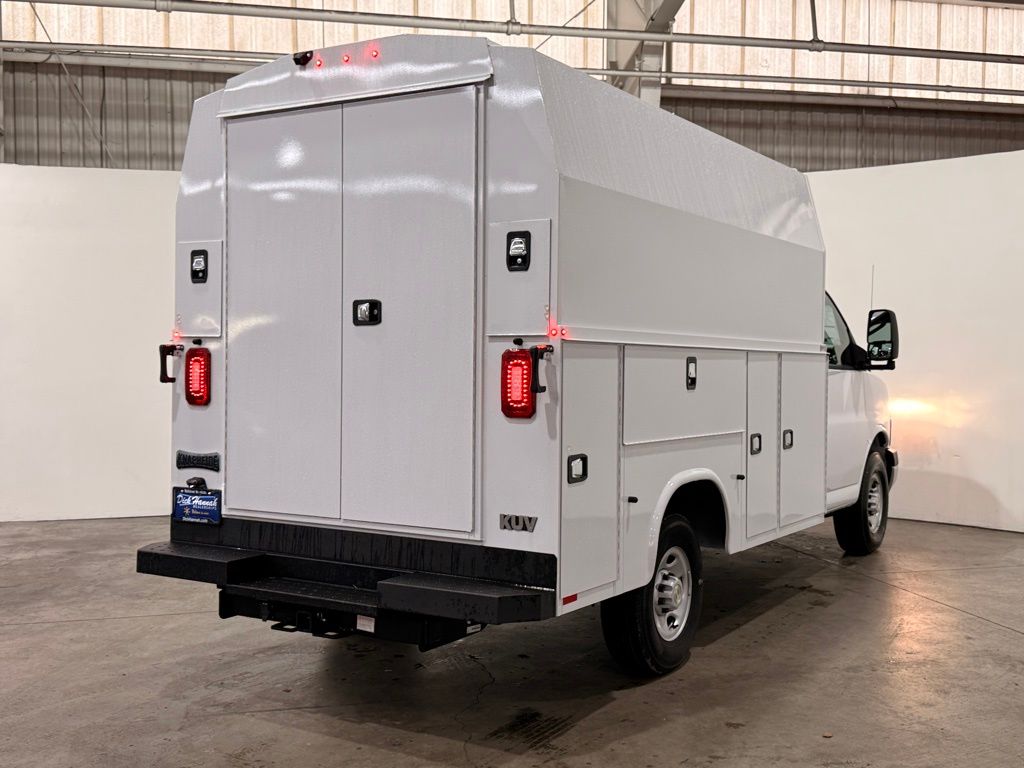 2025 Chevrolet Express 3500 Work Van