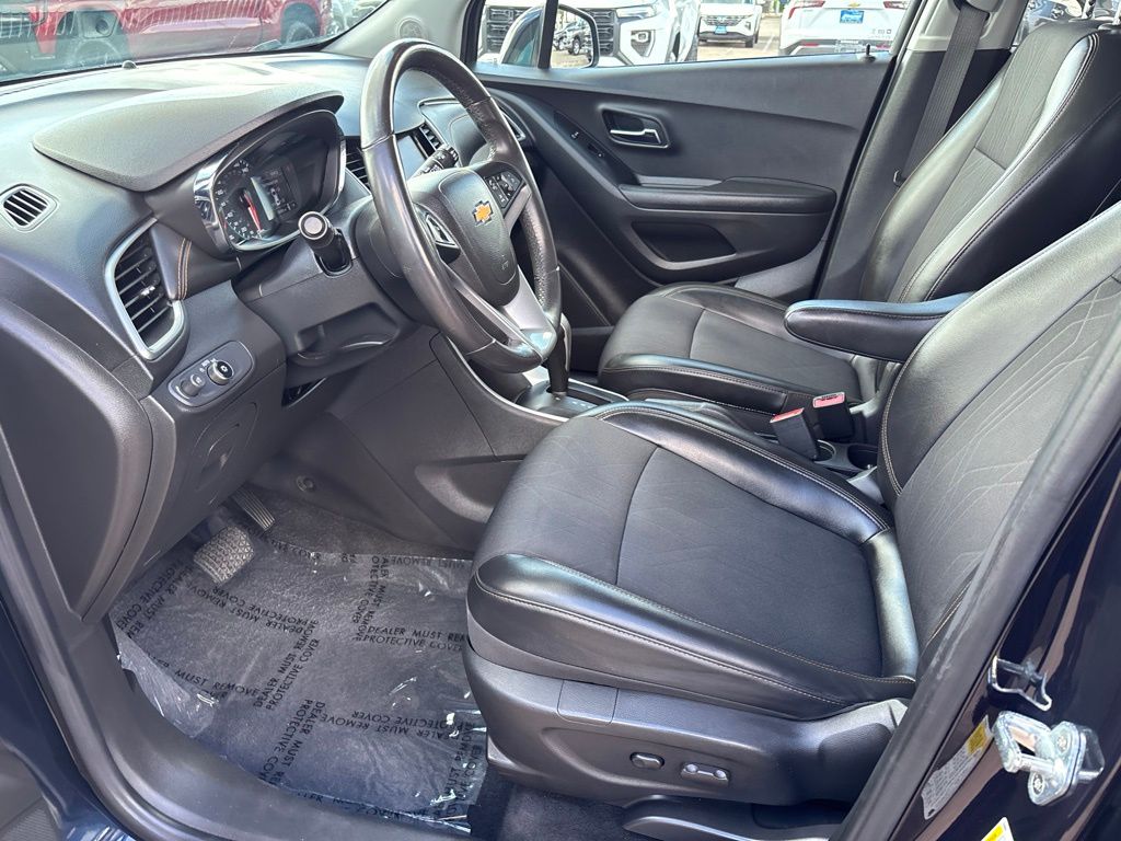 2021 Chevrolet Trax LT Blue at Classic Elite Chevrolet Hwy 6