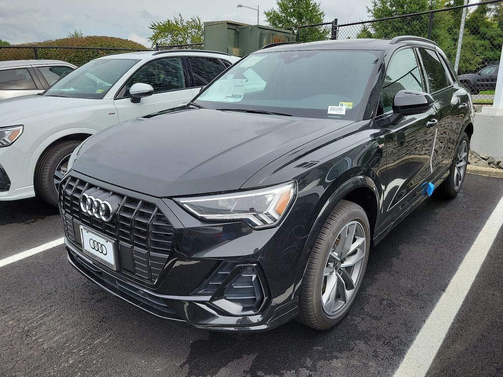 2024 Audi Q3  -
                Vienna, VA