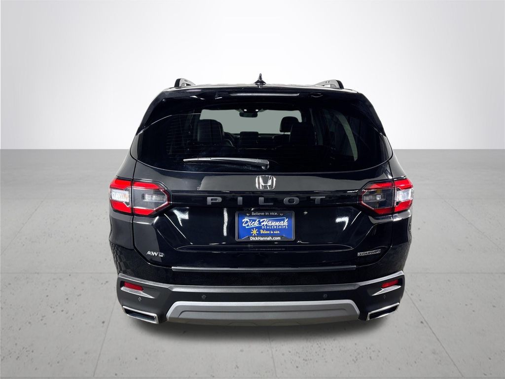 2024 Honda Pilot Touring