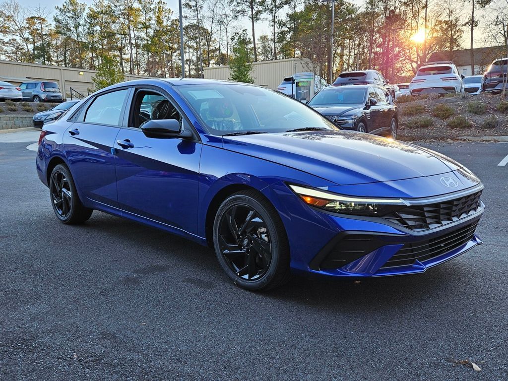 2026 Hyundai Elantra SEL's photo