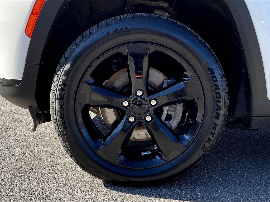 2022 Jeep Grand Cherokee L — photo 23