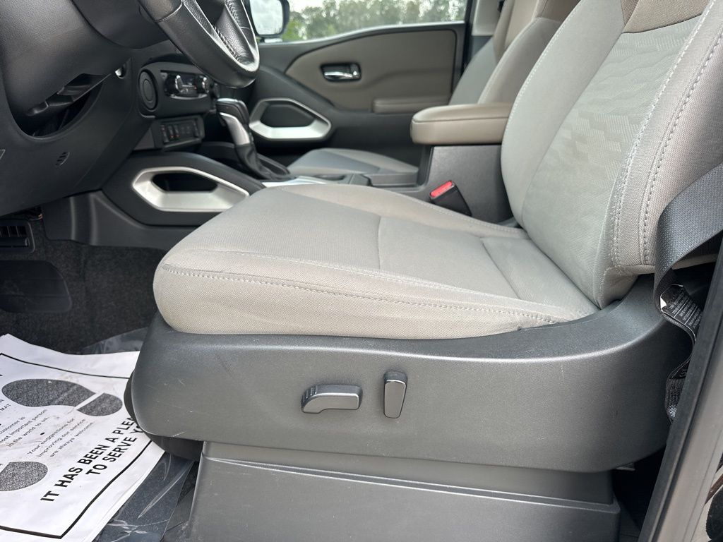 2022 Super Black Nissan Frontier SV RWD Truck