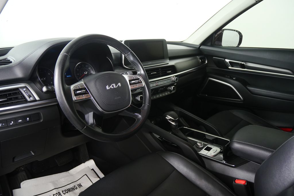 Thumbnail: 2022 Kia Telluride - 13
