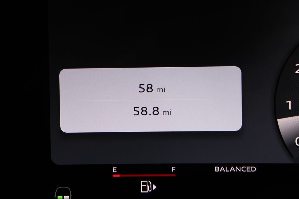 Thumbnail: 2026 Audi SQ5 - 2