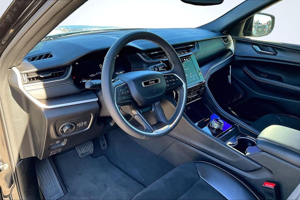 2024 Jeep Grand Cherokee L Altitude X Black at Traditions Chevrolet