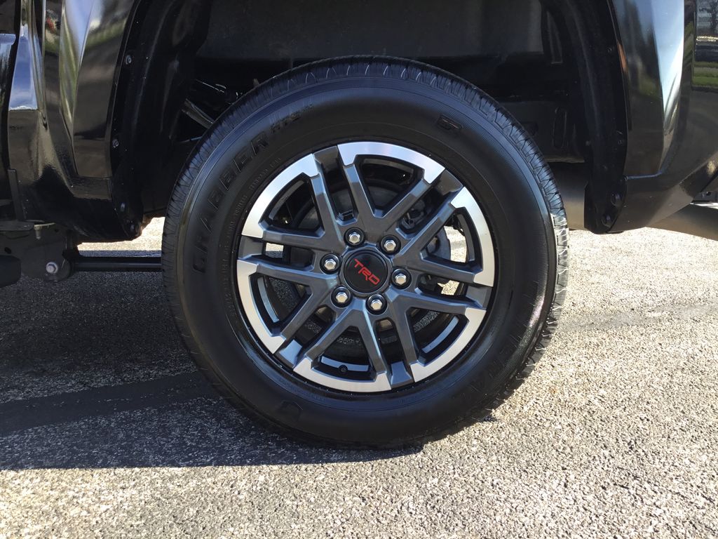 Thumbnail: 2025 Toyota Tacoma - 10