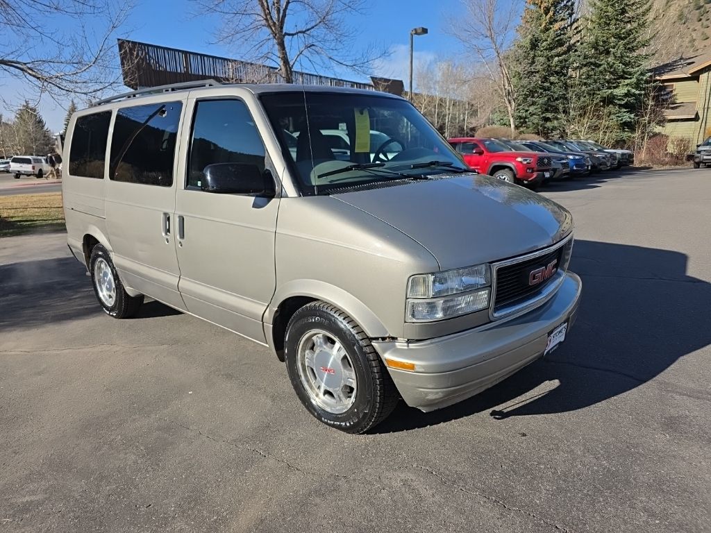 2003 GMC Safari 3 Dr STD AWD Passenger Van Extended