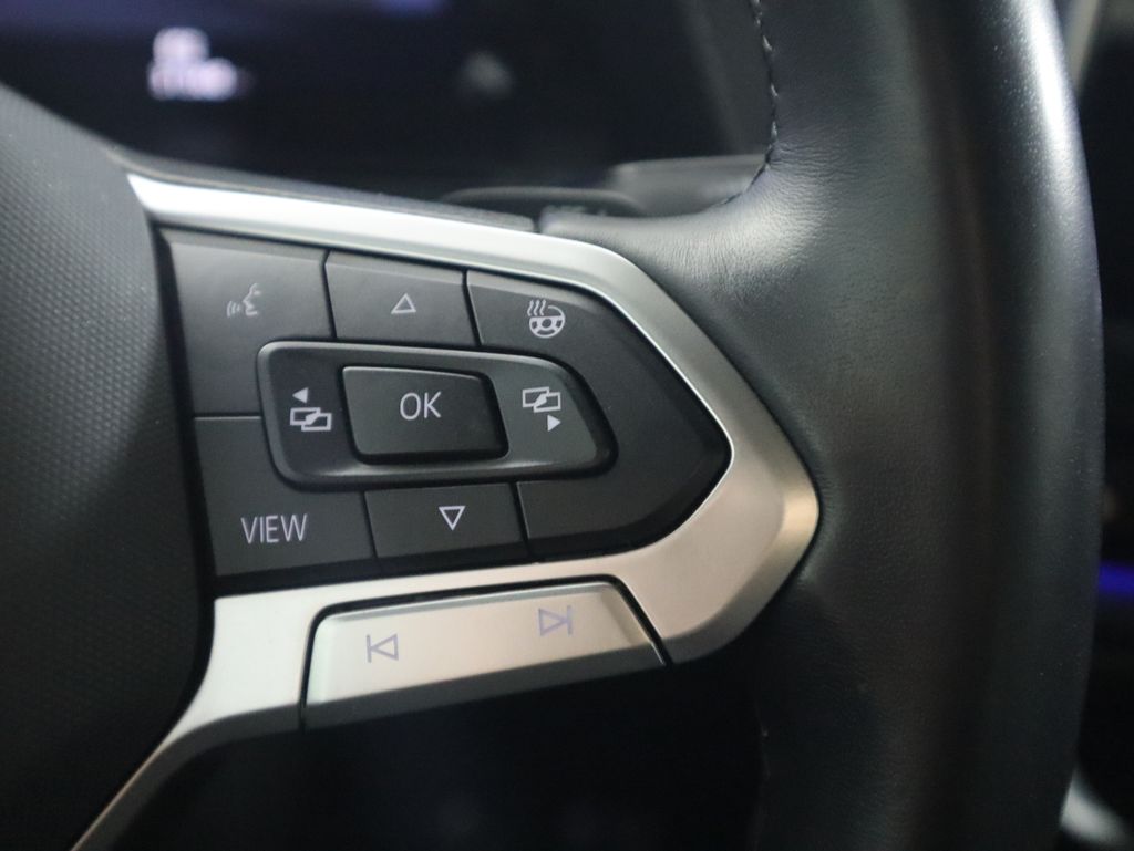 Thumbnail: 2024 Volkswagen Atlas - 12