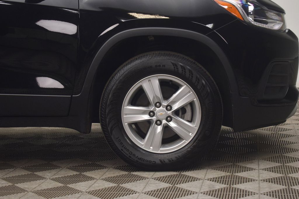 used 2022 Chevrolet Trax car, priced at $18,500