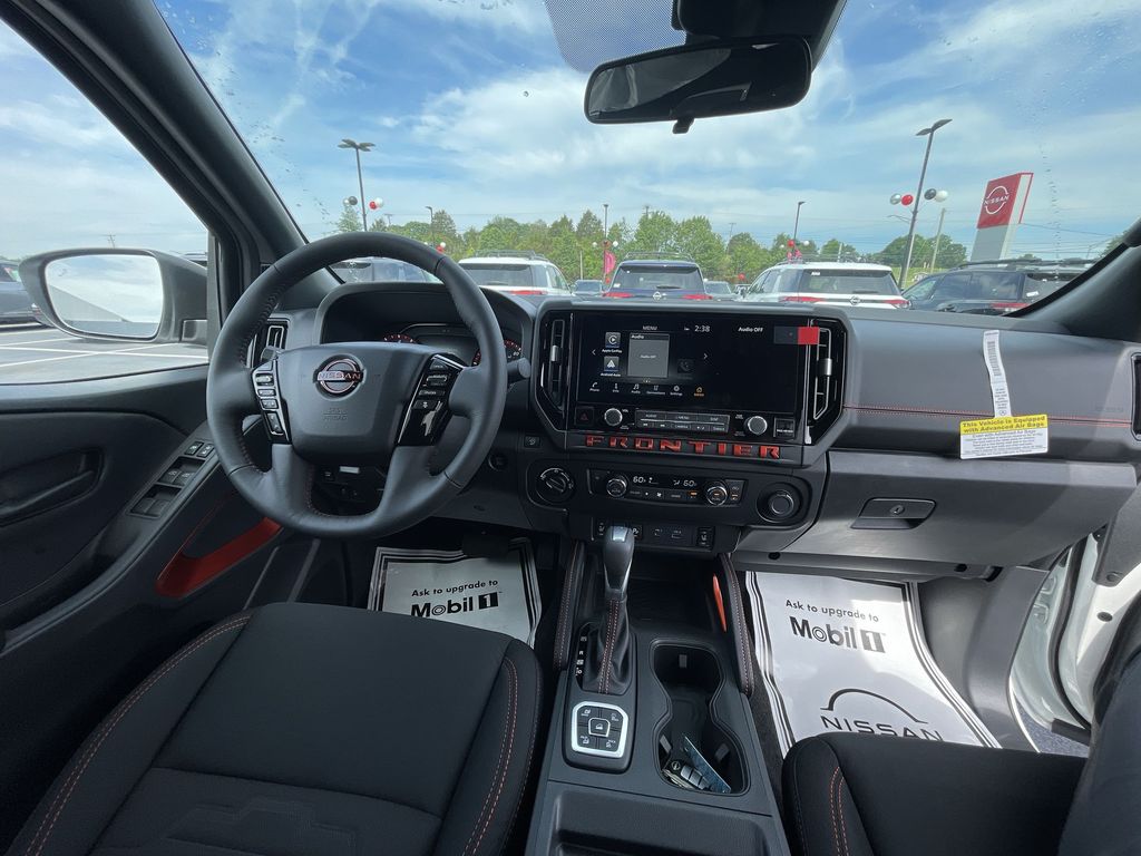 New 2026 White Nissan PRO-4X image 10