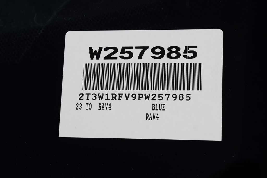 2023 Toyota RAV4 XLE 7