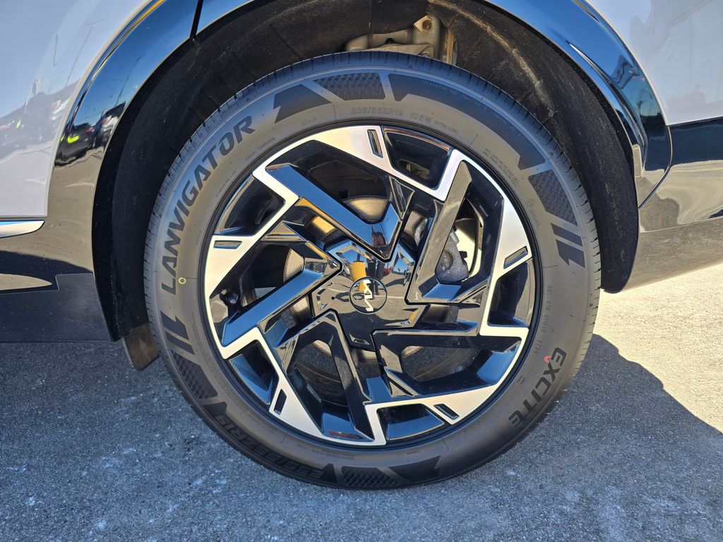 Certified Used 2023 Gray Kia SX-Prestige image 10