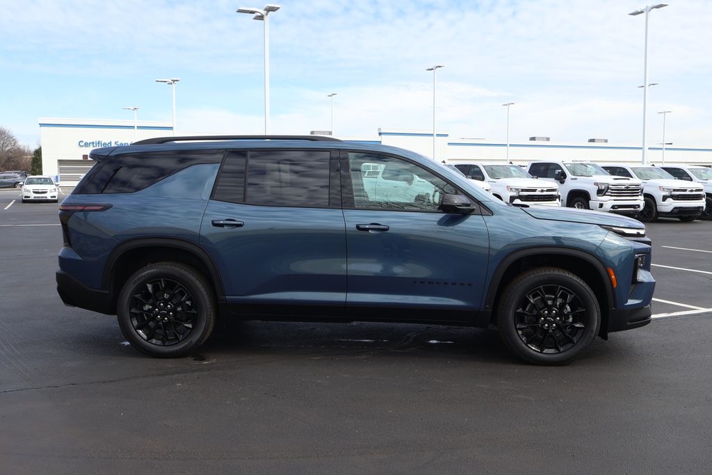Thumbnail: 2026 Chevrolet Traverse - 9