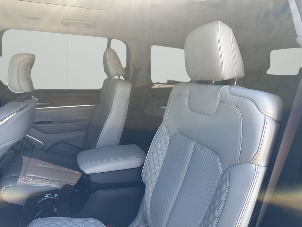 Used Car 2021 Jeep Grand Cherokee L  Summit For Sale Under $35,000 In Austin, Texas