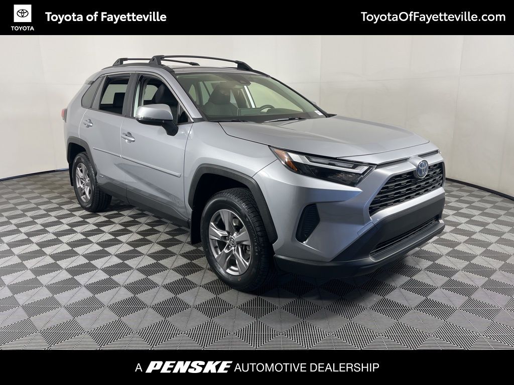 Thumbnail: 2024 Toyota RAV4 - 16
