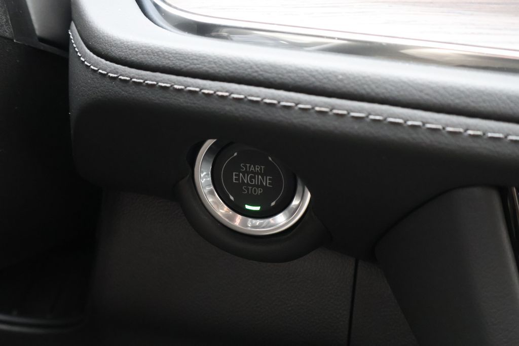 Thumbnail: 2026 Chevrolet Suburban - 31