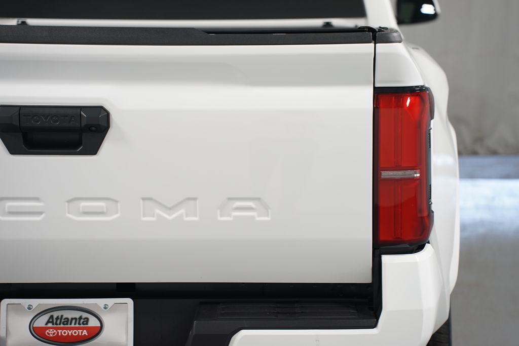 Thumbnail: 2025 Toyota Tacoma - 10