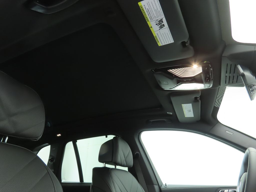 Thumbnail: 2026 BMW X5 - 18