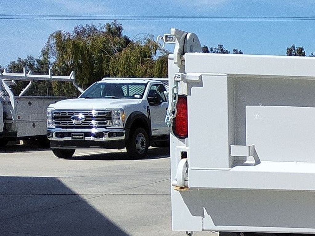 2024 Ford F-550 photo 15