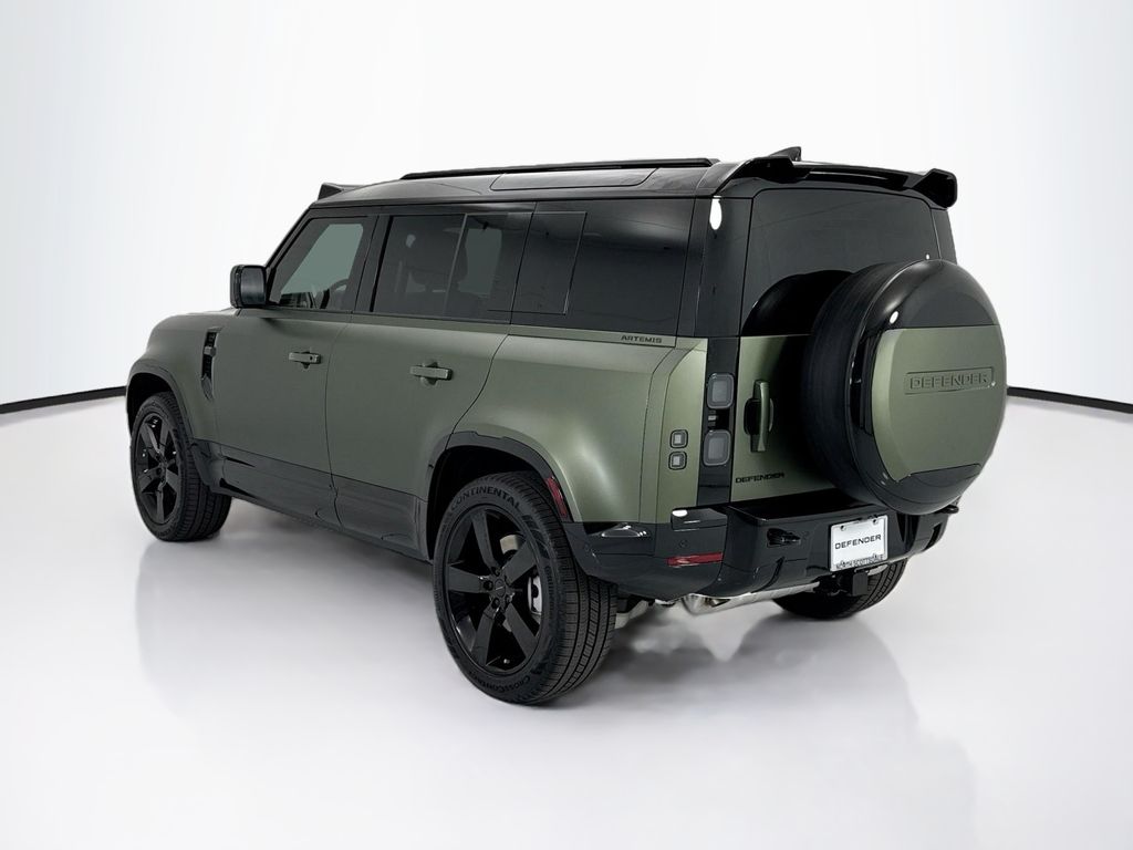Thumbnail: 2026 Land Rover Defender - 7