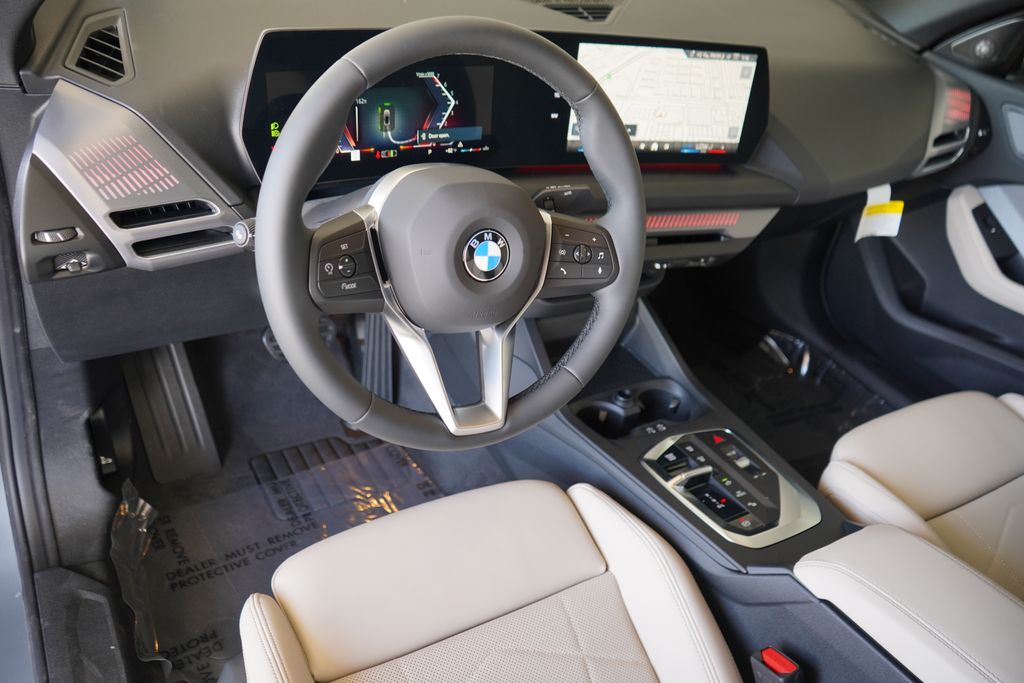 Thumbnail: 2026 BMW 2 Series - 12