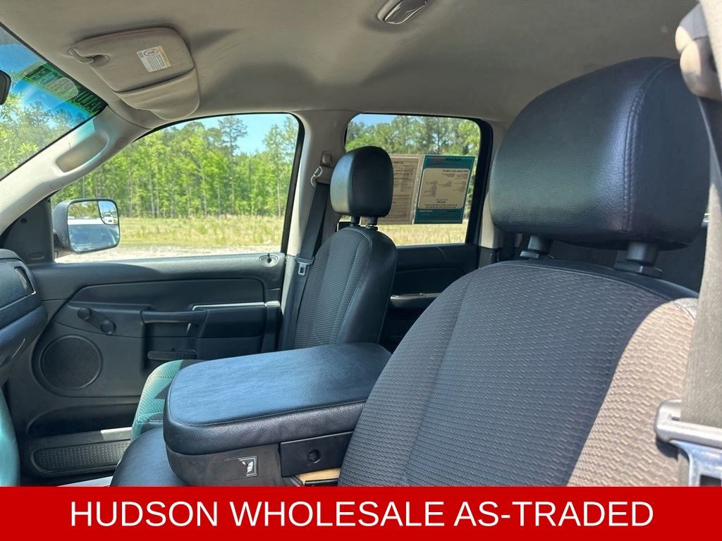 2005 Mineral Gray Metallic Clearcoat Dodge Ram 2500 ST RWD Truck