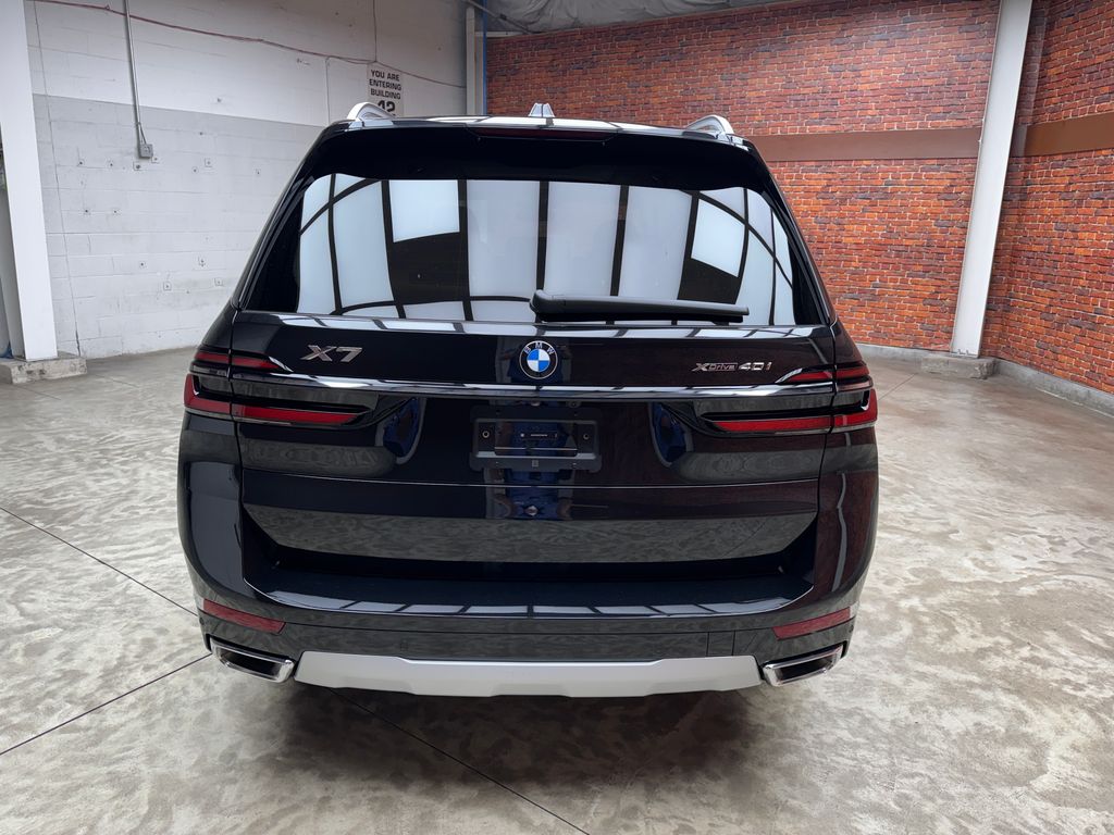 New 2026 Black BMW xDrive40i image 4