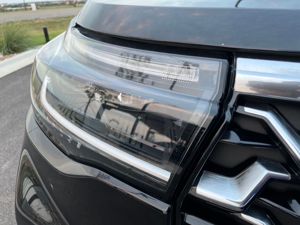 Thumbnail: 2025 Ford Explorer - 15