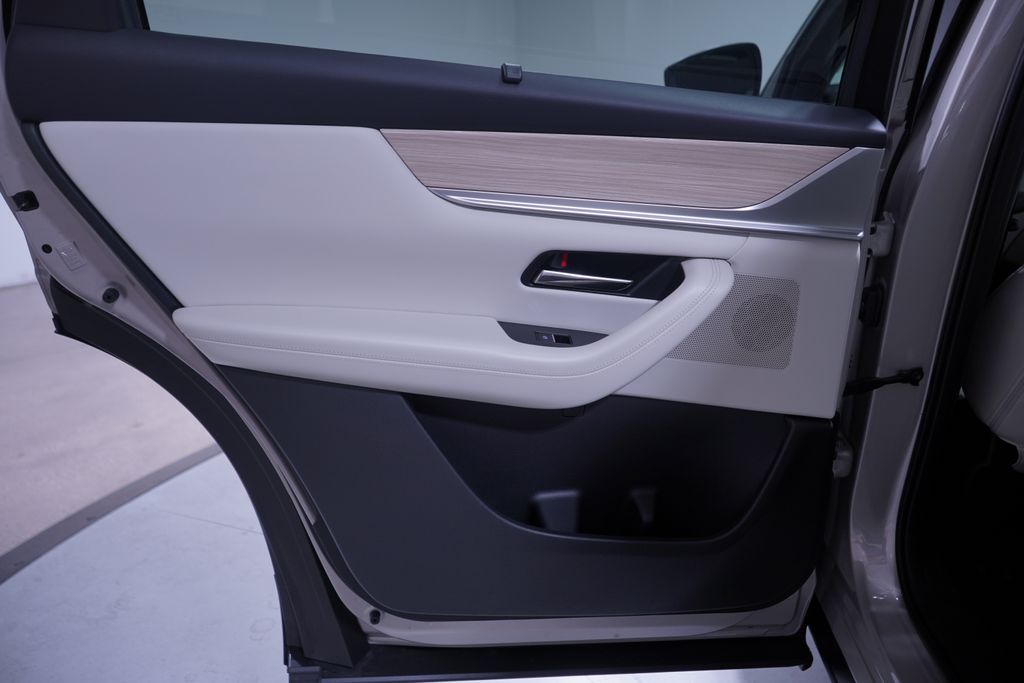 Thumbnail: 2024 Mazda CX-90 - 14