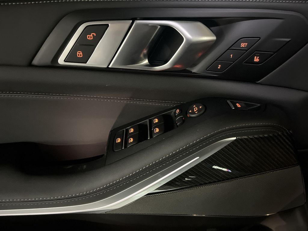 Thumbnail: 2026 BMW X5 - 13