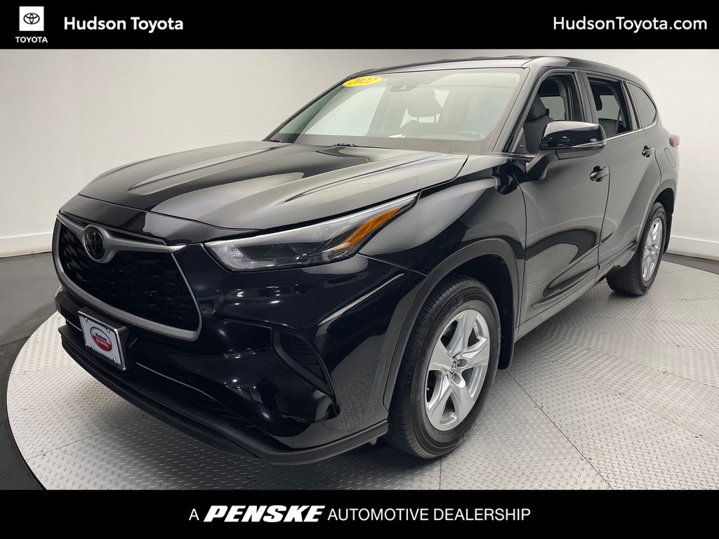 2022 Toyota Highlander L -
                Jersey City, NJ