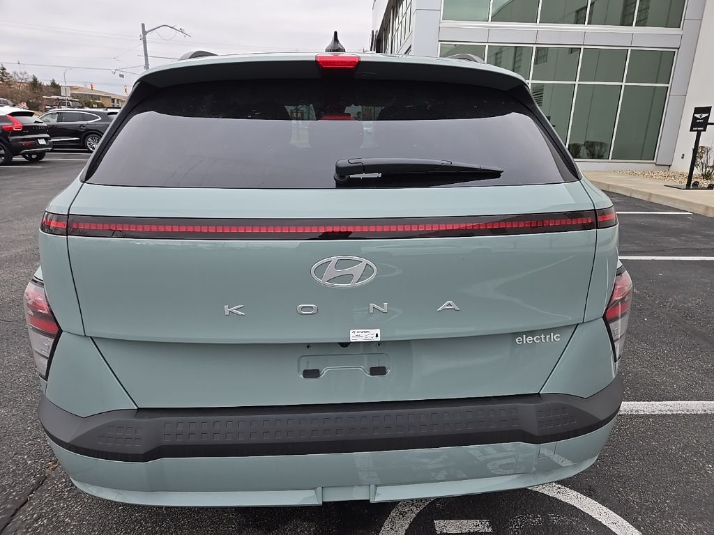 2025 Hyundai Kona SEL 7