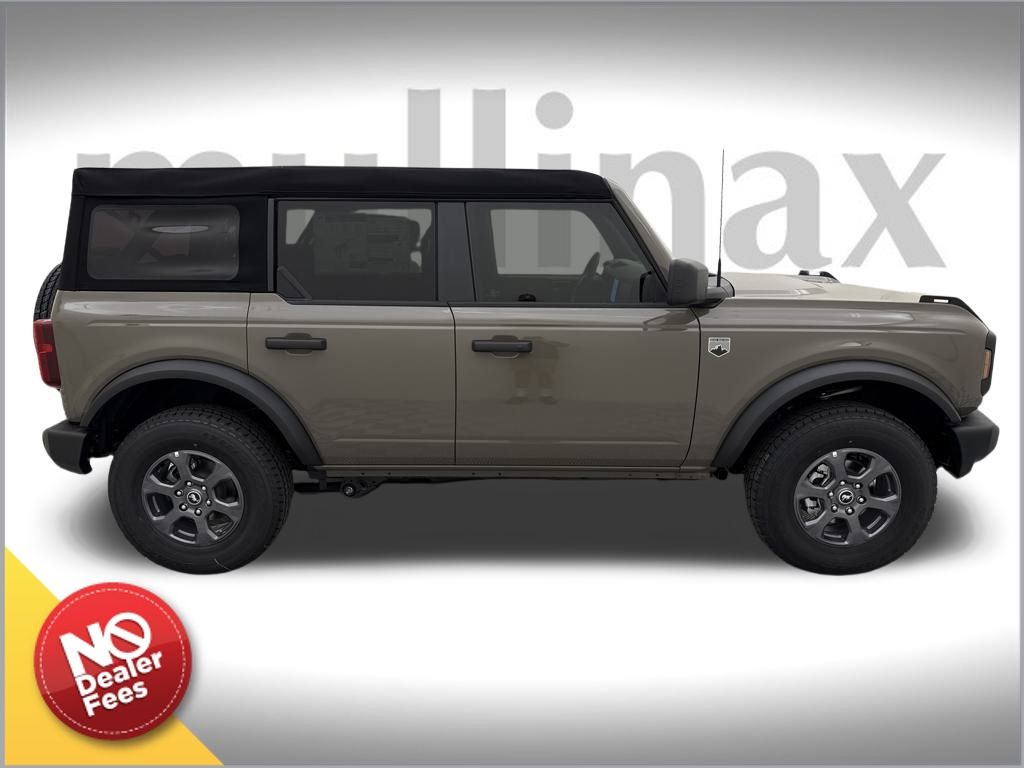 2025 Ford Bronco Big Bend photo 2