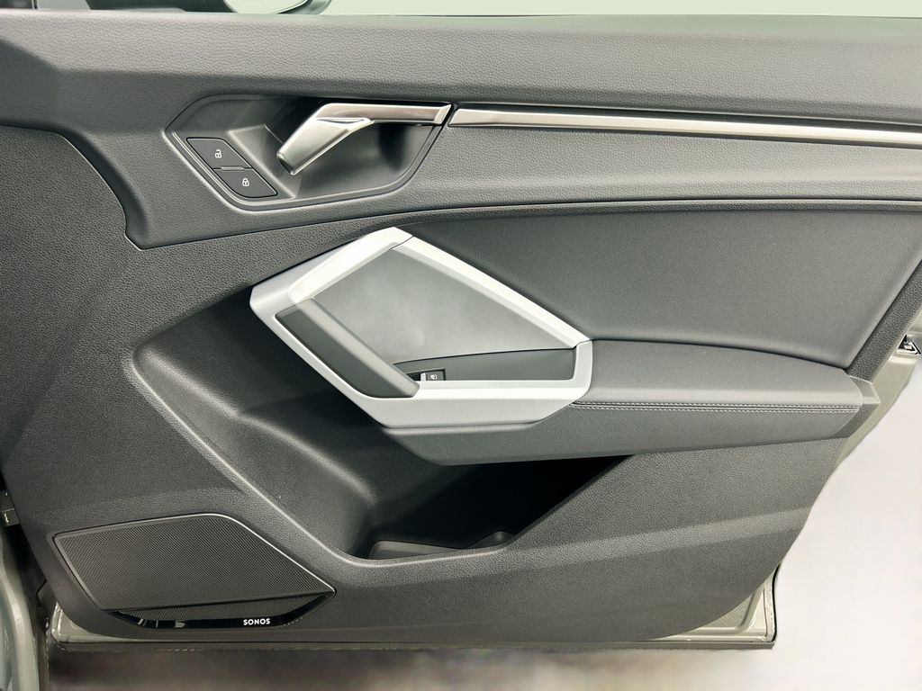 Thumbnail: 2025 Audi Q3 - 23