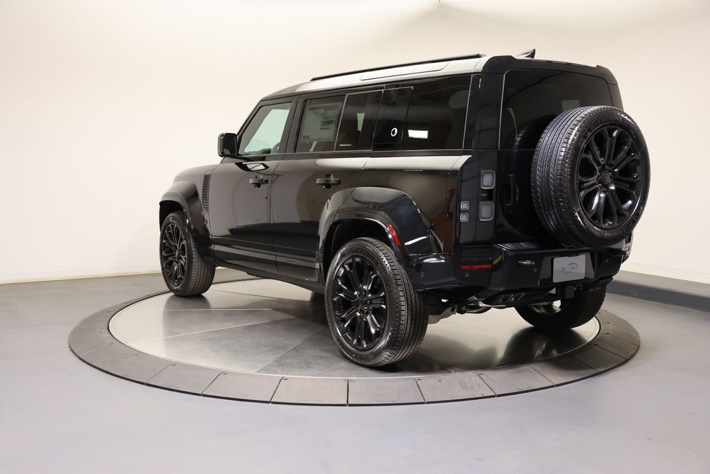 Thumbnail: 2026 Land Rover Defender - 3